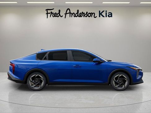New 2025 Kia K4 EX image 25