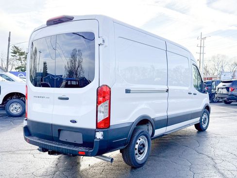 New 2025 Ford Transit 250 148 Medium Roof w/ Load Area Protection Package image 5