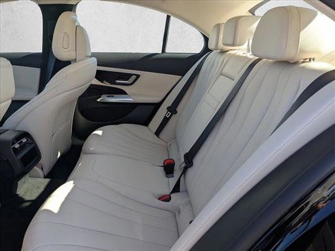 New 2026 Mercedes-Benz E 350 Sedan image 16