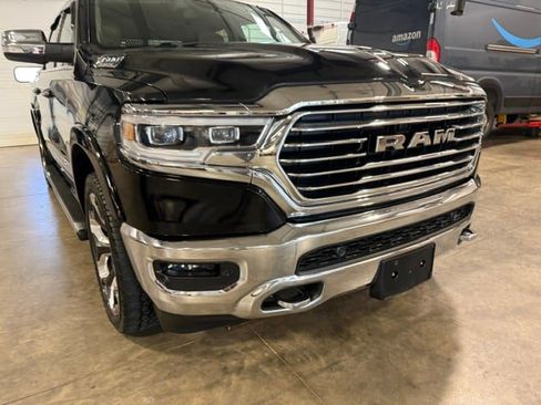 Used 2019 RAM 1500 Limited AWD/4WD image 2