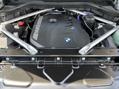 New 2027 BMW X7 xDrive40i w/ M Sport Package AWD/4WD image 36