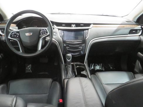 Used 2018 Cadillac XTS Luxury image 14