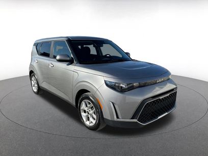 Used 2025 Kia Soul LX w/ LX Technology Package