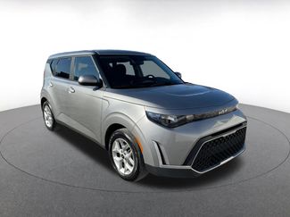 Used 2025 Kia Soul LX w/ LX Technology Package video 1