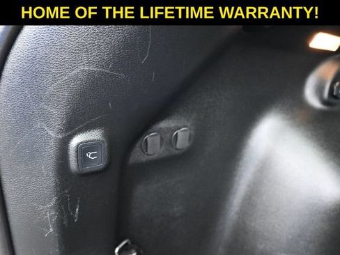 Used 2023 Jeep Cherokee Altitude Lux AWD/4WD image 42
