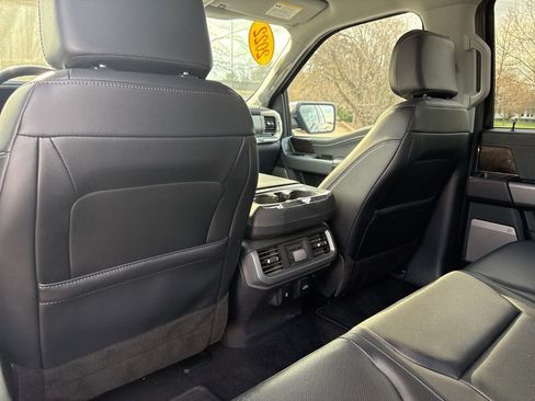 Used 2022 Ford F150 Lariat w/ Equipment Group 502A High image 51