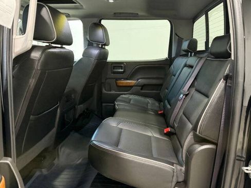 Used 2017 Chevrolet Silverado 1500 High Country AWD/4WD image 14
