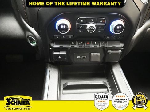 Used 2022 GMC Sierra 2500 AT4 image 25