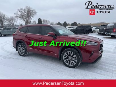Used 2022 Toyota Highlander Platinum