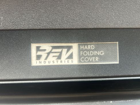 Used 2024 Chevrolet Colorado Trail Boss w/ Technology Package image 15