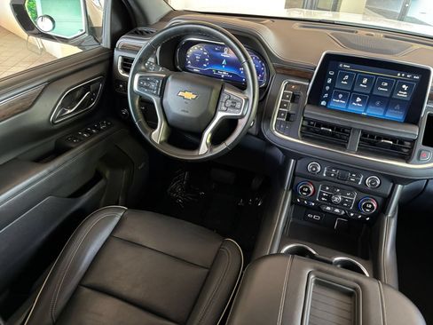 Used 2023 Chevrolet Suburban Premier RWD image 38