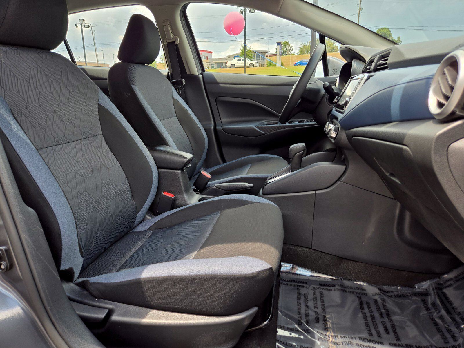 Used 2025 Nissan Versa SV w/ Trunk Package FWD image 18