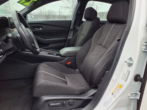 Used 2023 Honda Accord Sport image 14