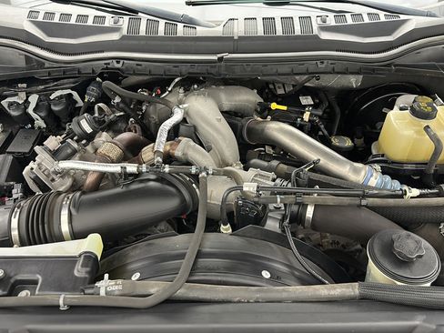 Used 2020 Ford F350 XLT w/ Tremor Off-Road Package AWD/4WD image 25