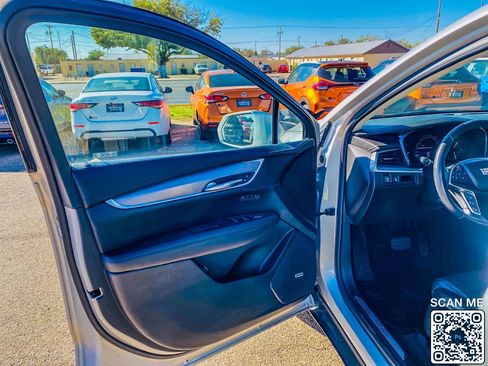 Used 2019 Cadillac XT5 Luxury image 17