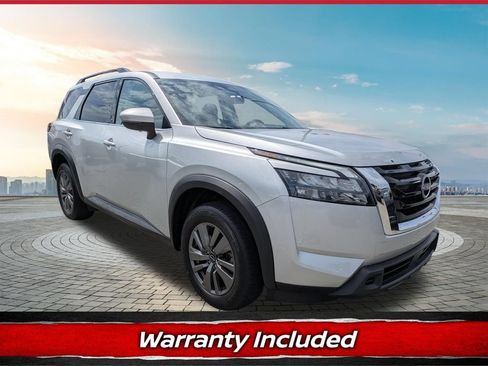 Certified 2025 Nissan Pathfinder SV AWD/4WD image 1