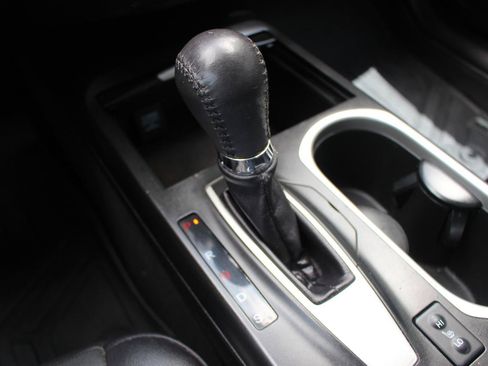 Used 2017 Acura RDX FWD w/ Technology Package image 29