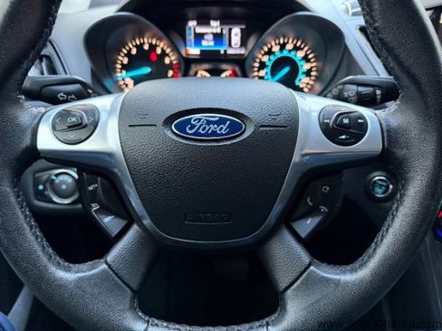 Used 2014 Ford Escape Titanium w/ Equipment Group 401A image 19