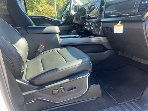 Used 2024 Ford F250 Lariat image 19
