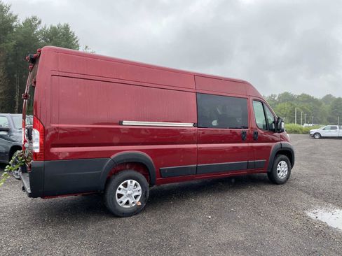 Used 2025 RAM ProMaster 3500 w/ Quick Order Package 22H SLT+ FWD image 3