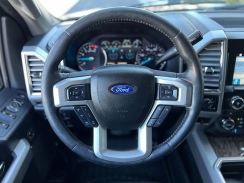 Used 2017 Ford F250 Lariat w/ Lariat Ultimate Package image 13