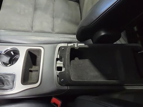 Used 2020 Jeep Grand Cherokee Altitude image 23