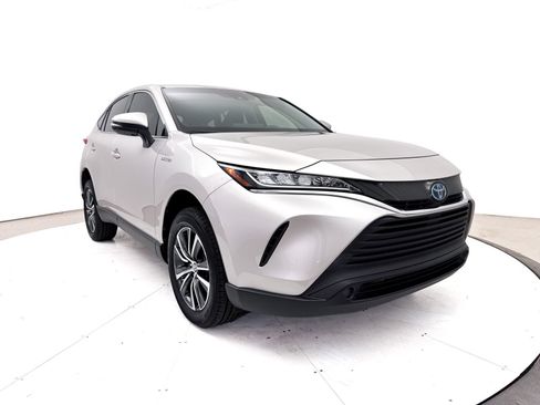 Used 2021 Toyota Venza LE w/ Carpet Mat Package (TMS) AWD/4WD image 11