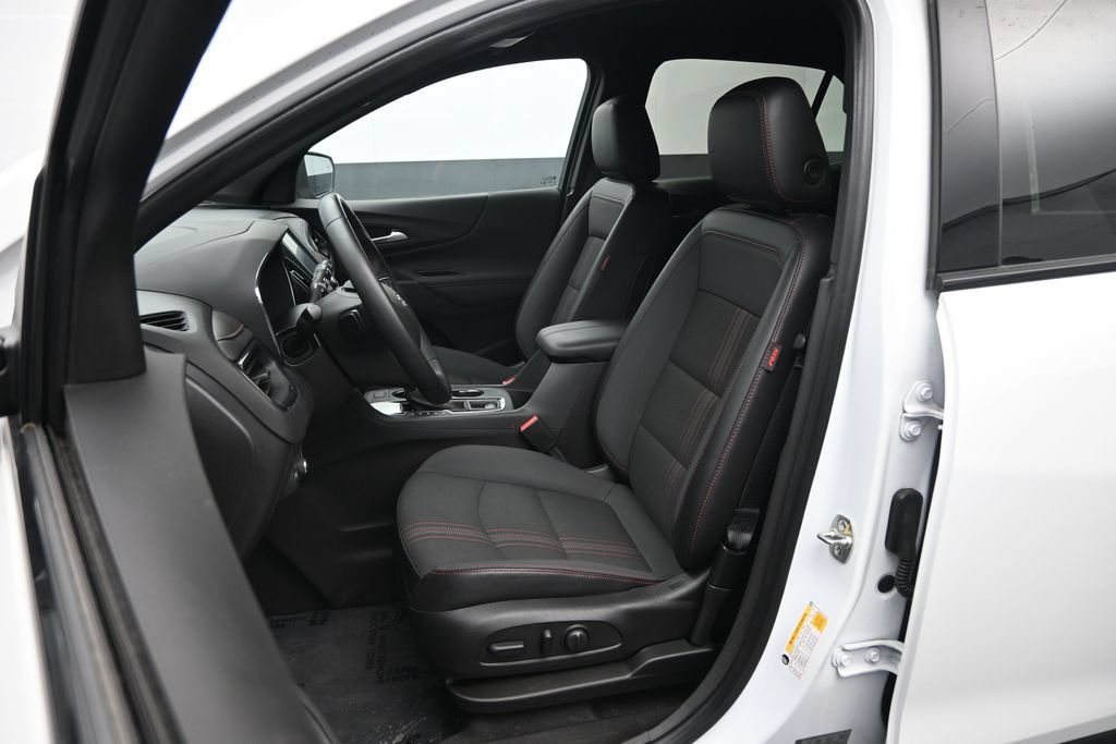 Used 2024 Chevrolet Equinox RS FWD image 16