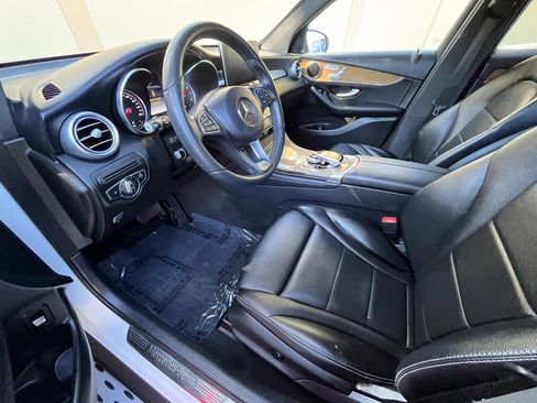 Used 2018 Mercedes-Benz GLC 300 image 9