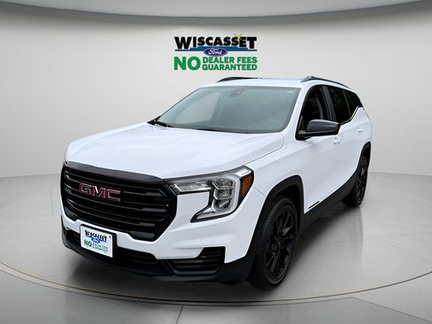Used 2023 GMC Terrain SLE w/ Driver Convenience Package AWD/4WD image 17