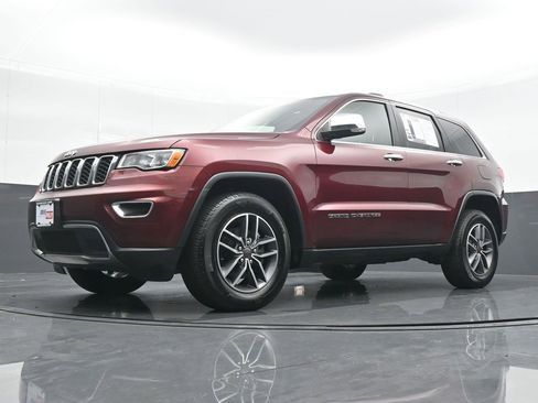 Used 2019 Jeep Grand Cherokee Limited image 17