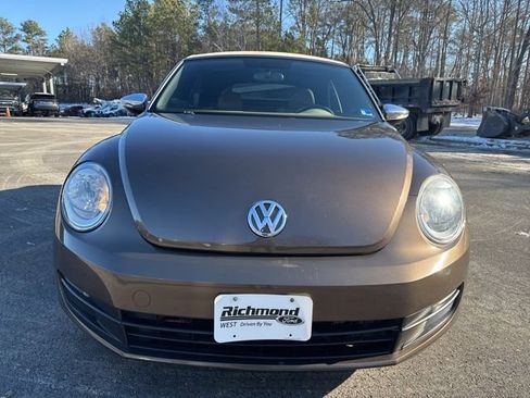 Used 2013 Volkswagen Beetle 2.5 70's Edition image 8
