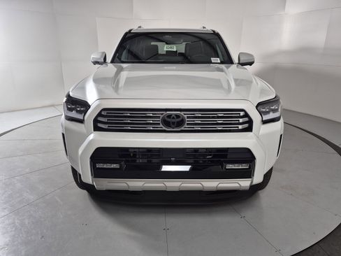 New 2025 Toyota 4Runner 4WD image 7