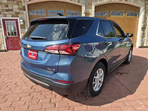 Used 2024 Chevrolet Equinox LT AWD/4WD image 3