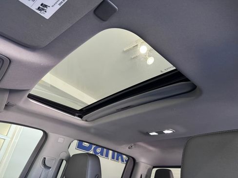 Used 2019 Chevrolet Silverado 1500 LT w/ All-Star Edition image 22