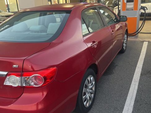 Used 2012 Toyota Corolla LE image 4