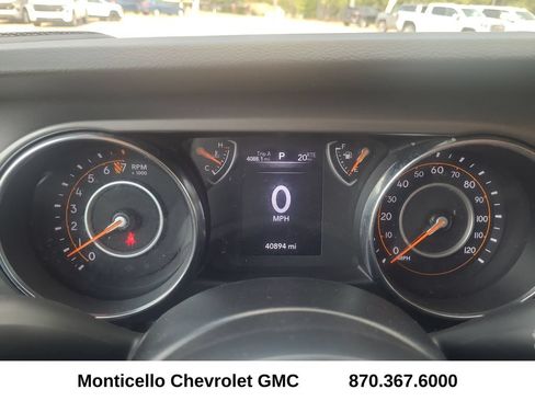 Used 2022 Jeep Wrangler Unlimited Sport AWD/4WD image 19