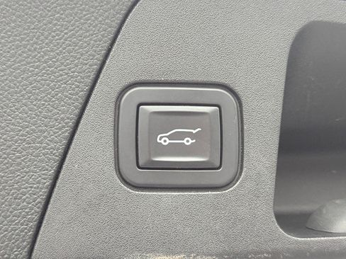 Used 2019 Buick Envision Essence image 12