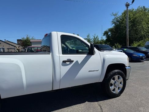 Used 2011 Chevrolet Silverado 2500 W/T w/ Snow Plow Prep Package AWD/4WD image 13