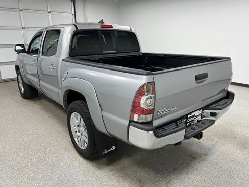 Used 2015 Toyota Tacoma Base w/ Limited Package image 7