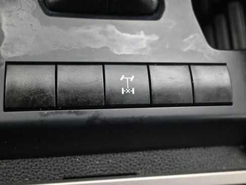 Used 2024 Toyota Tacoma TRD Off-Road AWD/4WD image 16