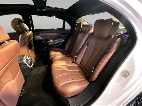 Used 2017 Mercedes-Benz S 550 4MATIC Sedan image 21