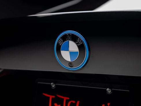 Used 2023 BMW i4 eDrive40 w/ Premium Package image 28