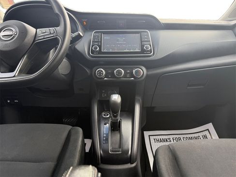 Used 2023 Nissan Kicks S image 11