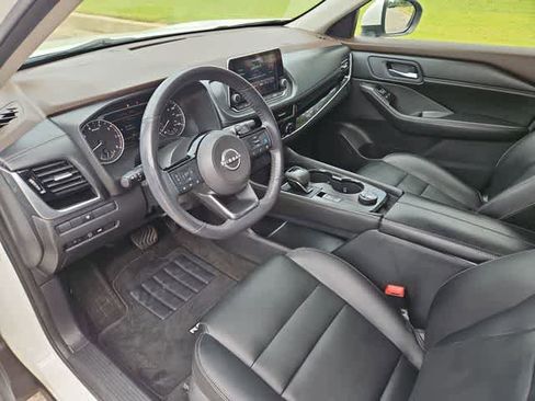Used 2023 Nissan Rogue SL AWD/4WD image 18