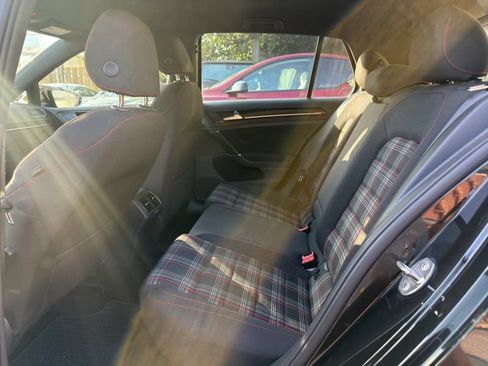 Used 2017 Volkswagen GTI S FWD image 9