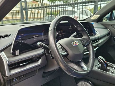 Certified 2024 Cadillac XT4 Sport image 6