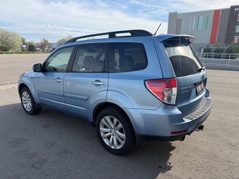Used 2011 Subaru Forester 2.5X Premium w/ All-Weather Pkg image 8