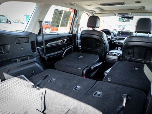 Used 2021 Kia Telluride EX w/ EX Premium Package AWD/4WD image 15