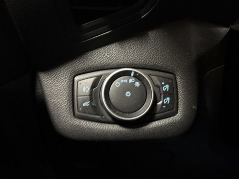 Used 2017 Ford Escape SE AWD/4WD image 18